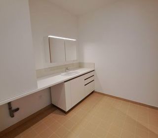  Appartement � louer 3 pi�ces 80 m�