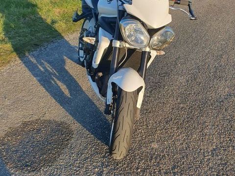 Moto TRIUMPH 2011 occasion &Eacute;loise 01200