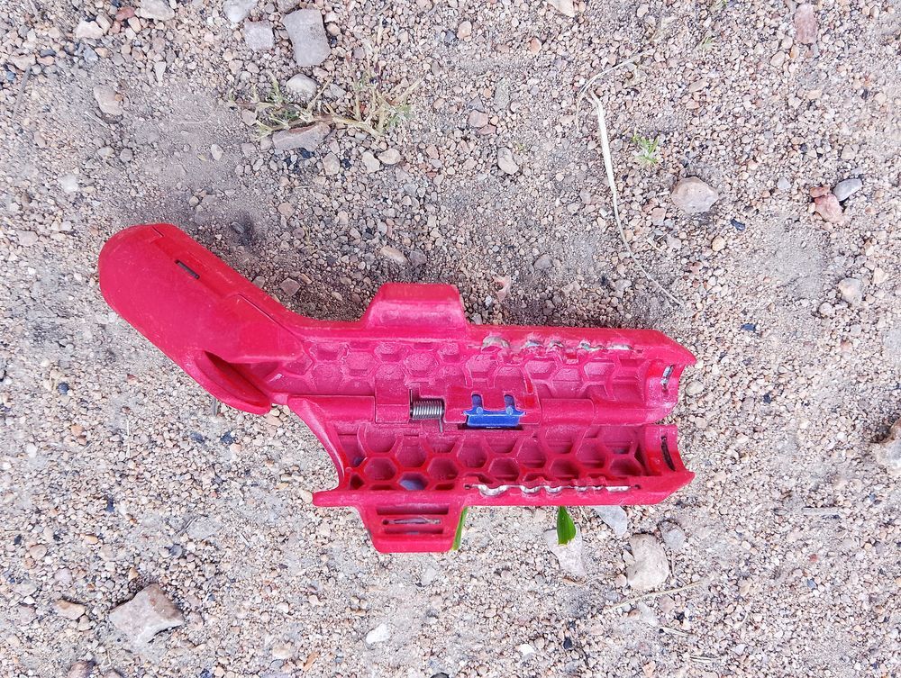 KNIPEX ErgoStrip Outil &agrave; d&eacute;gainer droitier Bricolage