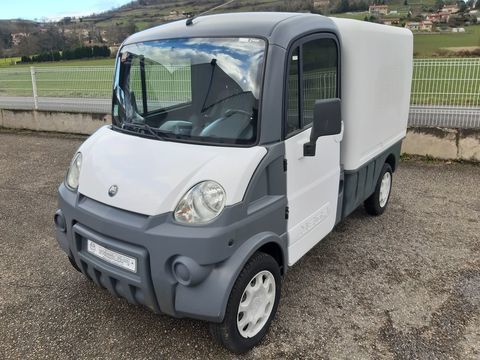 MEGA Voiture sans permis  occasion Sainte-Foy-l'Argenti&egrave;re 69610