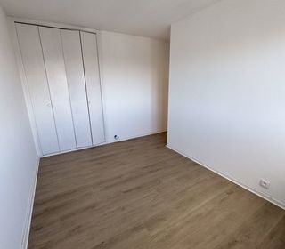  Appartement � louer 5 pi�ces 89 m�