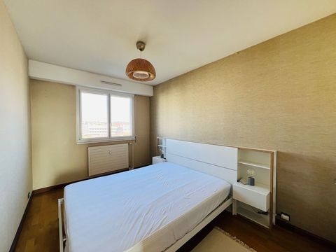  Appartement  louer 3/4 pices 107 m