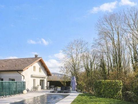   Maison Sillingy - Piscine Chauff�e DPE B Maison - 4 pi�ce(s) - 108 m�