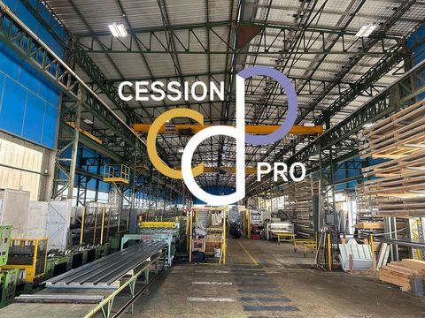 ENTREPOT INDUSTRIEL DE 2500 M² SUR 8000 M² DE TERRAIN EN PREMIERE EN ZONE D'ACTIVITE IMPORTANTE 25200 84000 Avignon