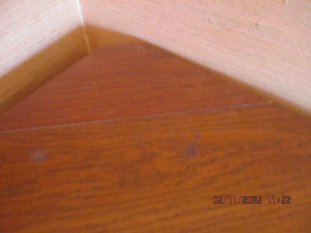 Meuble d'angle bois portes battantes Meubles