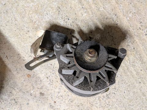 Pi&egrave;ces et &eacute;quipements Voiture Pi&egrave;ces d&eacute;tach&eacute;es auto  occasion Coulad&egrave;re 31220