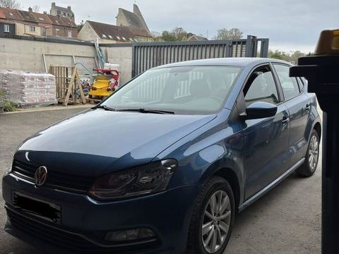 Volkswagen Polo 1.4 TDI 75 BlueMotion Technology S&eacute;rie Sp&eacute;ciale Lounge 2015 occasion Bernaville 80370