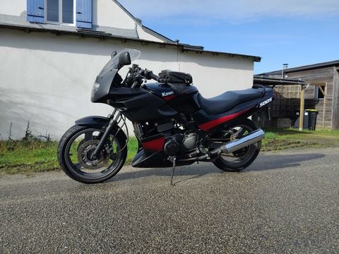 Moto KAWASAKI 2002 occasion Plouharnel 56340
