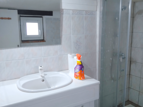   A SAISIR ! PARTICULIER - 40M� Maison - 2 pi�ce(s) - 40 m�