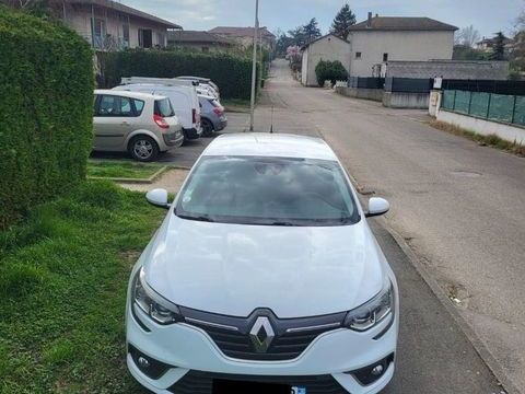 Renault Megane IV M&eacute;gane IV Berline dCi 110 Energy Business 2017 occasion Vienne 38200