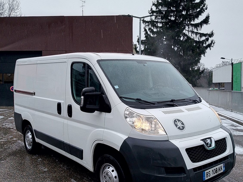 Peugeot Boxer BOXER CA 335 L2H1 2.2 HDi 100 2013 occasion Dardilly 69570
