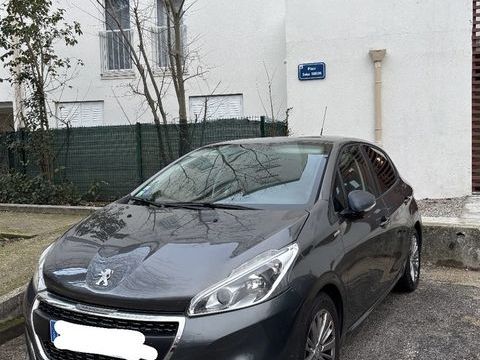 Peugeot 208 1.2 PureTech 82ch BVM5 Style 2017 occasion Montpellier 34070