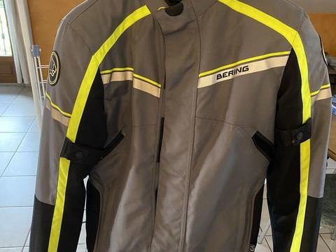 Blouson de moto 100 Rumilly (74)