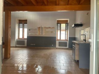  Appartement � louer 5 pi�ces 100 m� Tain-l'hermitage