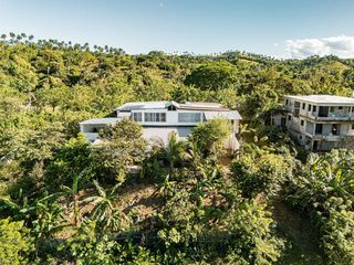  Villa � vendre 2 pi�ces 1200 m�