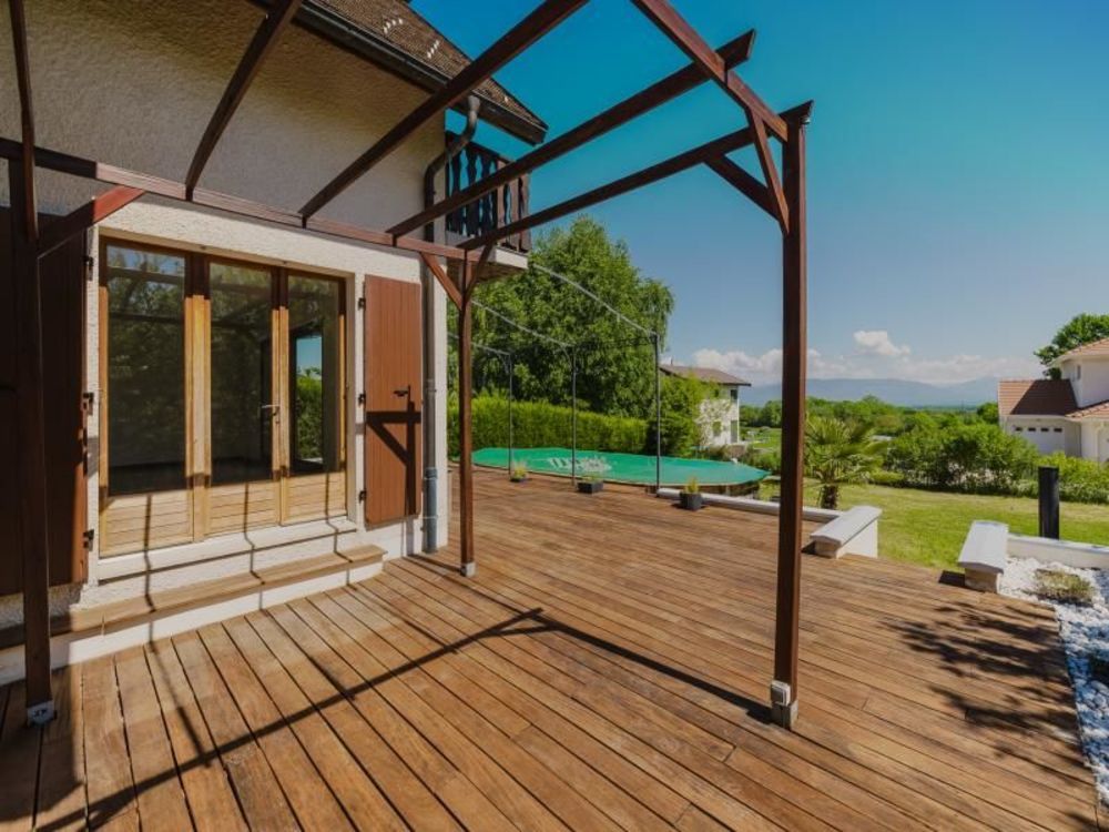 � vendre  Maison �chenevex (01170)