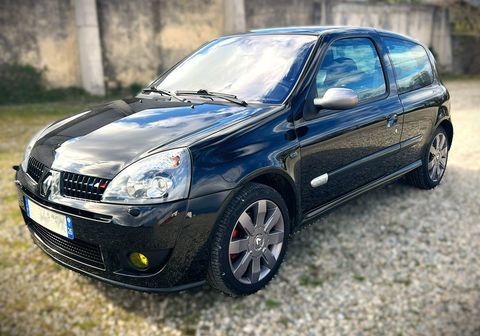 Renault Clio II Clio 2.0i 16V Sport 2004 occasion Chabeuil 26120