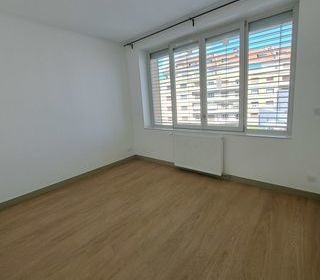  Appartement � louer 3 pi�ces 80 m�