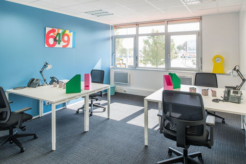 Louez un grand espace de bureau pour 50 personnes &agrave; Orly Orlytech Paris-Orly 12695 91550 Paray-vieille-poste