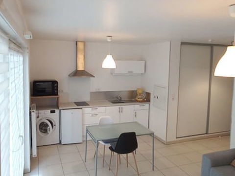   Studio 27m2 moderne meubl� proche CNPE, Bus Luxembourg Appartement - 1 pi�ce(s) - 27 m�