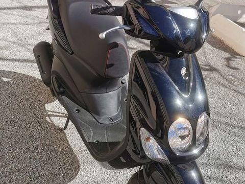 Scooter YAMAHA 2018 occasion Toulon 83000
