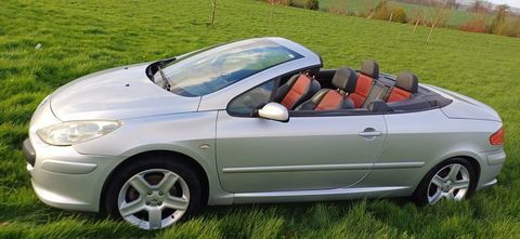 Peugeot 307 CC 2.0 HDi 16V 136ch FAP Sport 2005 occasion Foug&egrave;res 35300