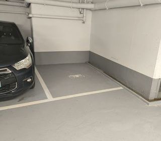  Parking / Garage � louer 5 m�