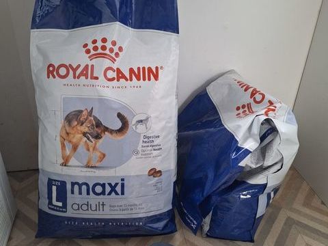 Croquettes Royal Canin Maxi 15kg + 5 
50 35530 Servon-sur-vilaine