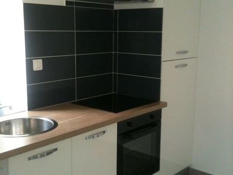   Maison de 3 pi�ces  1km de la  gare commerce 899�  Maison - 3 pi�ce(s) - 60 m�