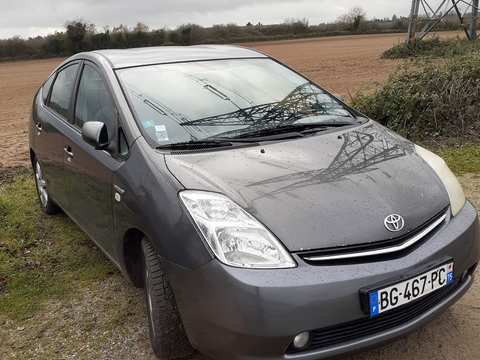 Toyota Prius 110h 10ème Anniversaire 2007 occasion Nevers 58000