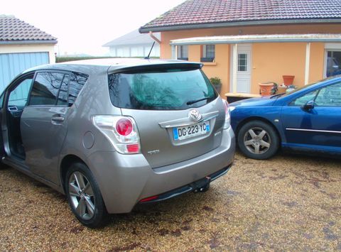 Toyota Verso 112 D-4D 5pl FAP SkyView 2014 occasion Pierre-de-Bresse 71270