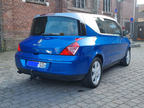 Renault Avantime 3.0 V6 24V Privil&egrave;ge Proactive A 2002 occasion Sailly-en-Ostrevent 62490