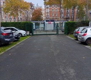  Parking / Garage � louer 12 m�
