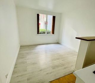  Appartement � louer 1 pi�ce 18 m� Paris