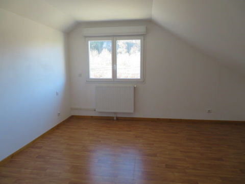   T4 avec terrasse - Novillars Appartement - 4 pi�ce(s) - 63 m�