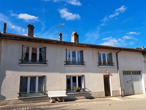   Maison agr�able ensol�ll�e Maison - 5 pi�ce(s) - 130 m�