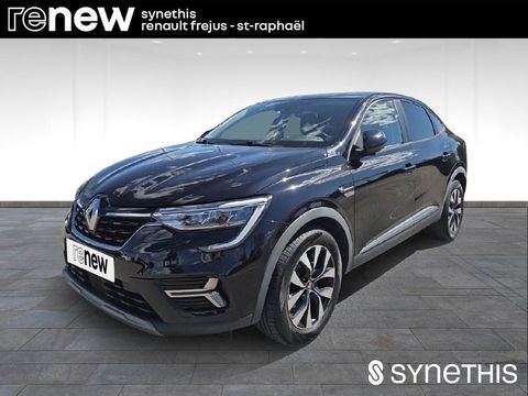 Renault Arkana E-Tech 145 Business 2021 occasion Fr&eacute;jus 83600