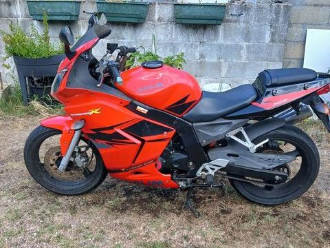 Moto DAELIM 2008 occasion Biganos 33380