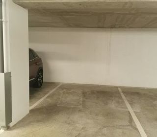  Parking / Garage � vendre 12 m�