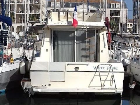 Bateaux &agrave; moteur Vedette - Yacht - Offshore 1989 occasion Sainte-Gemme 17250