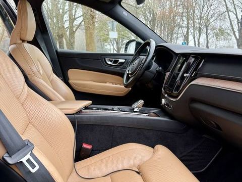 Volvo XC60 T6 Recharge AWD 253 ch + 87 ch Geartronic 8 Inscription Luxe 2020 occasion Donnemarie-Dontilly 77520