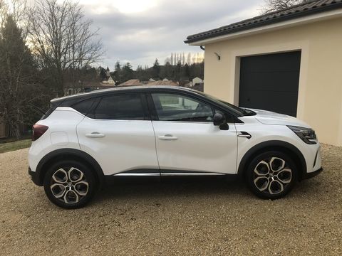 Renault Captur mild hybrid 140 Techno 2023 occasion Lalinde 24150