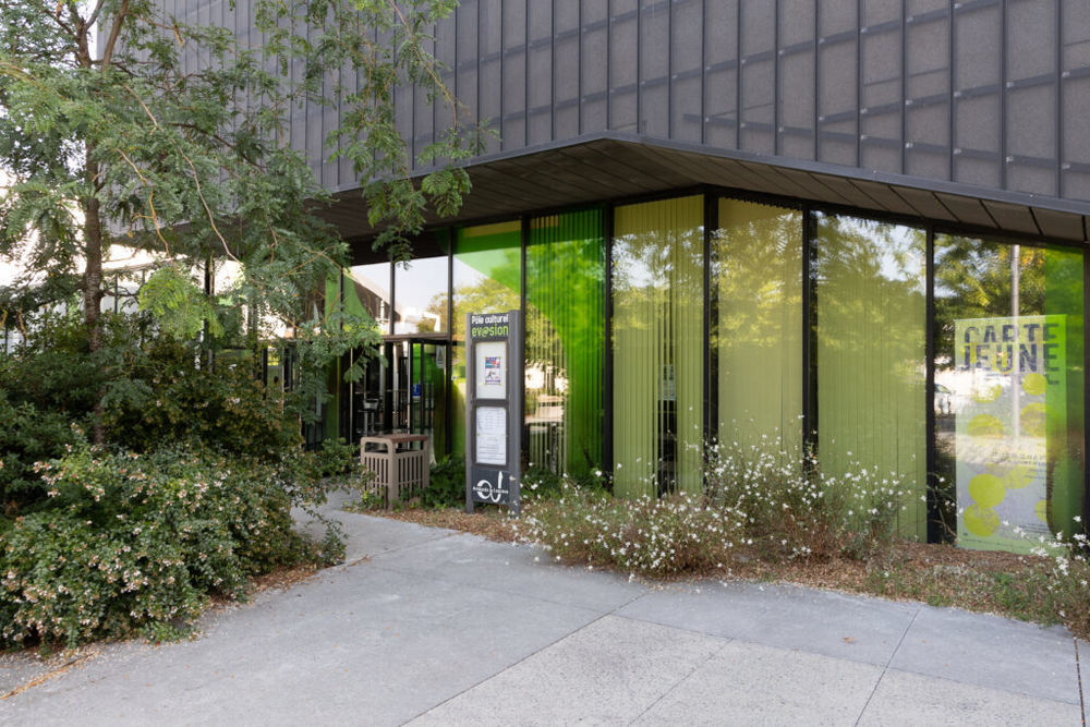   Ambar�s-et-Lagrave (33440)