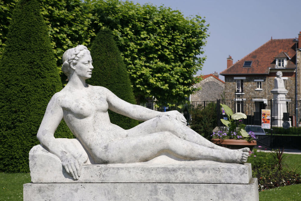   Asnières-sur-Seine (92600)