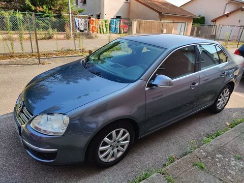 Volkswagen Jetta 1.9 TDI 105 ch Confortline 2006 occasion Vienne 38200