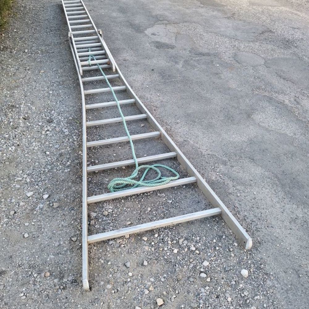 Echelle transformable 2 plans 2x12 echelons Bricolage