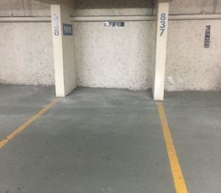  Parking / Garage � vendre 8 m�