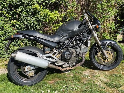 Moto DUCATI 1999 occasion Les No&euml;s-pr&egrave;s-Troyes 10420