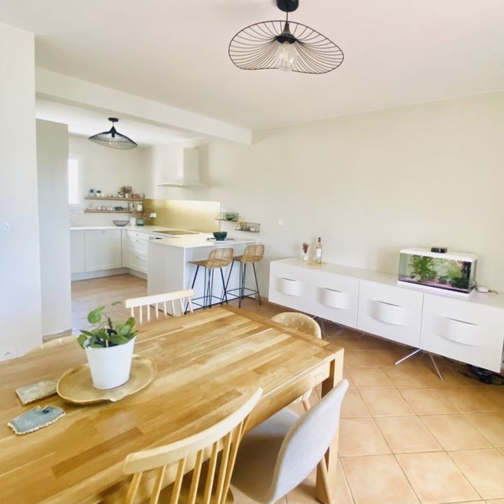 � vendre  Villa Saint-Zacharie (83640)