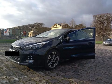 Kia Ceed Cee'd 1.6 CRDi 136 ch ISG GT Line DCT7 2017 occasion Cr&eacute;teil 94000